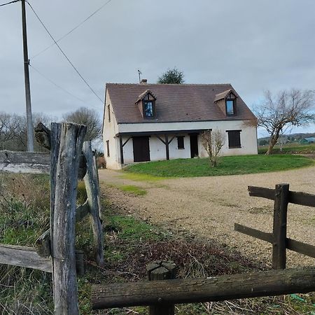 Gite Miloute Bed and Breakfast Trôo Exteriör bild